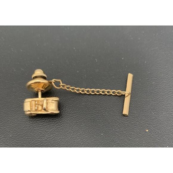 Vintage Sarah Coventry Gold Tone Roadster Convertible Car Tie Tack - Picture 3 of 4